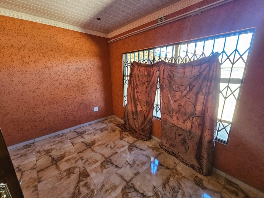 To Let 4 Bedroom Property for Rent in Welgelegen West Free State